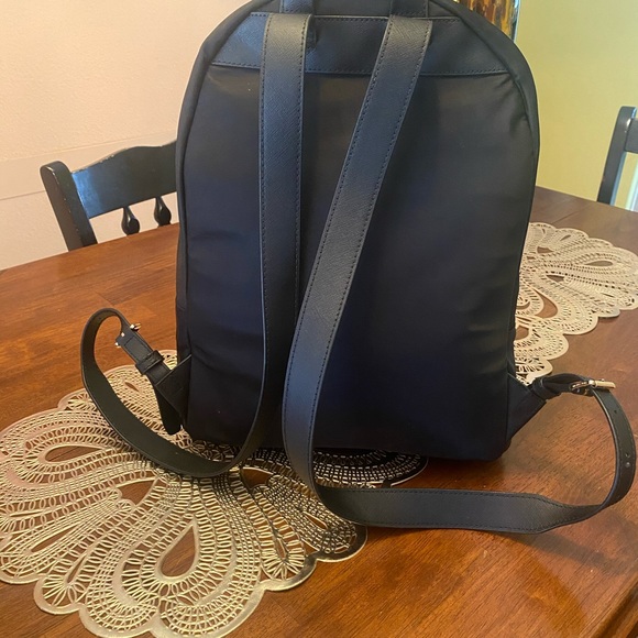 Michael Kors black backpack 🎒 - Picture 2 of 16